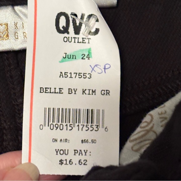 Belle by Kim Gravel Petite Flexibelle Rollabelle Petite Jeans  Size: 2P   w/flaw - Picture 9 of 16